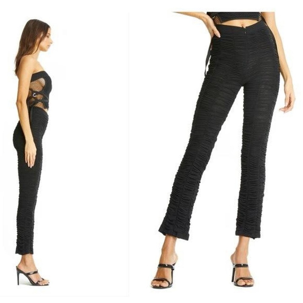 I am via Ophelia capri pants